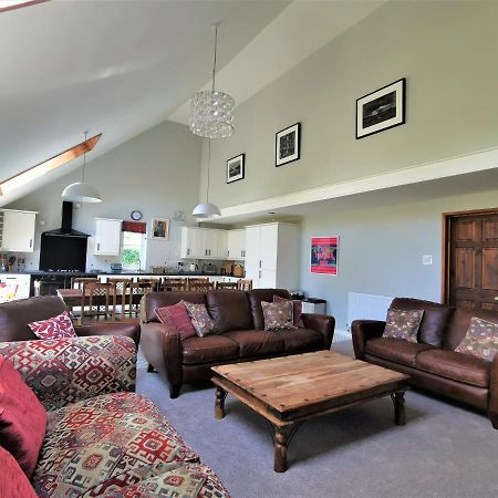 Wellstone Cottages - Coach House Llanfyrnach Экстерьер фото