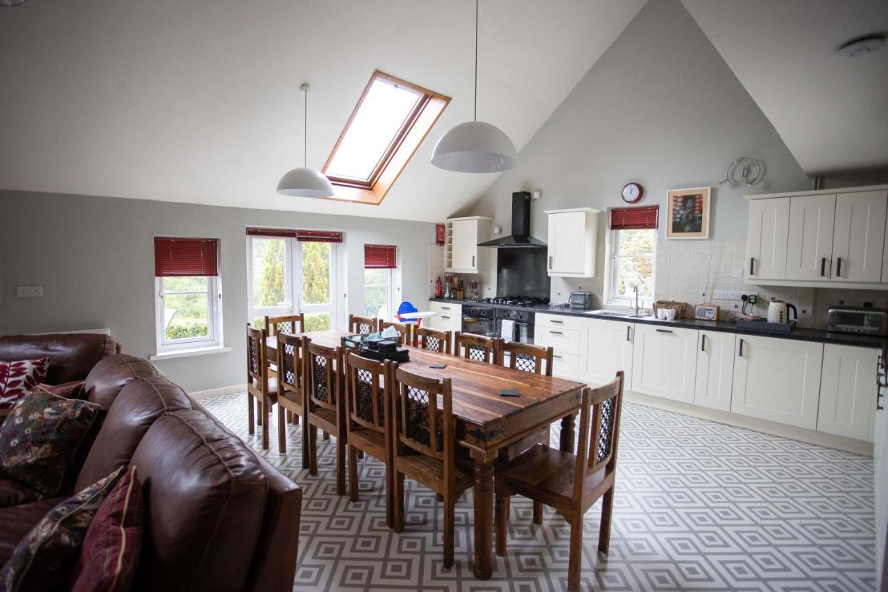 Wellstone Cottages - Coach House Llanfyrnach Экстерьер фото