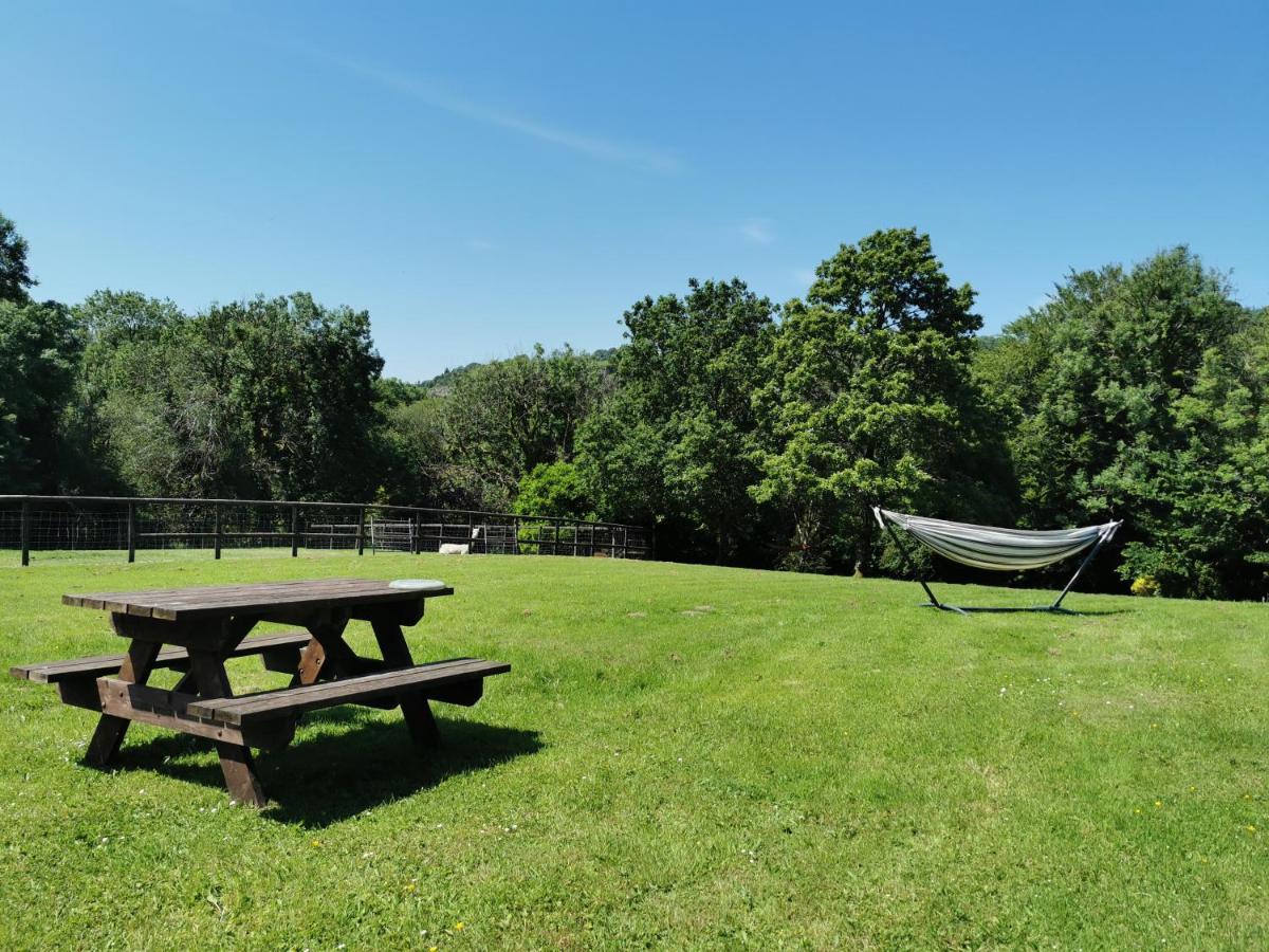 Wellstone Cottages - Coach House Llanfyrnach Экстерьер фото