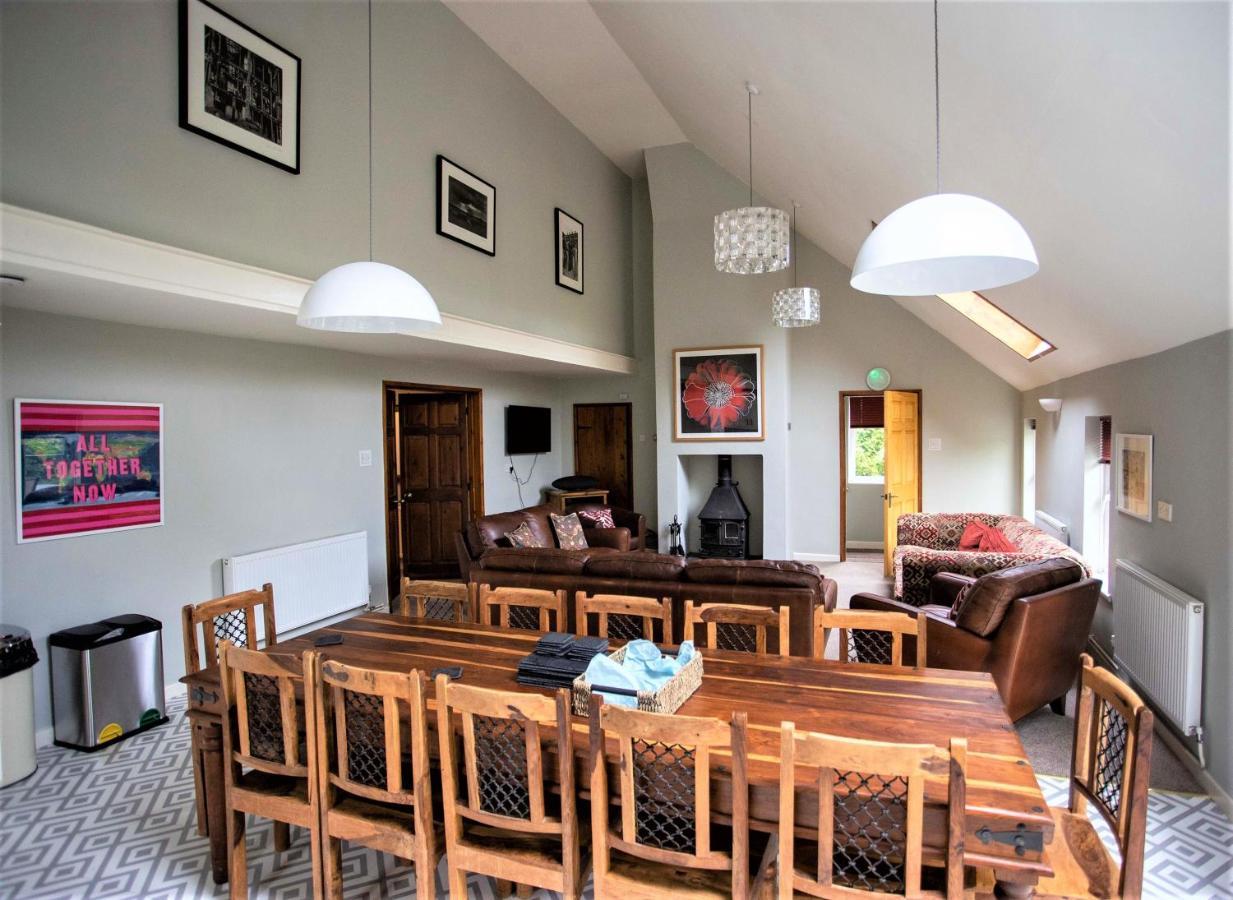 Wellstone Cottages - Coach House Llanfyrnach Экстерьер фото